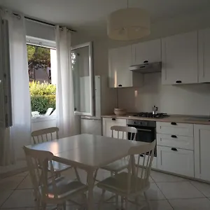 https://residenza-la-fenice.emilia-romagnahotels.net