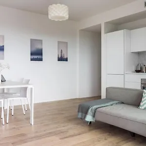 Appartamento Joivy Uptown Flats With Balcony, Good Connection To Centre, Milano